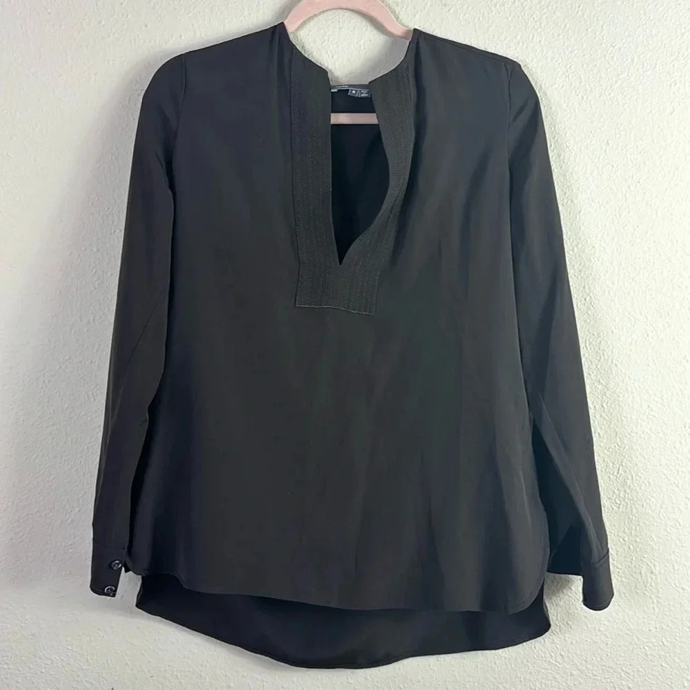 Vince Split V-Neck Silk Popover Long sleeve Silk Blouse Tunic Top size 6 - Picture 4 of 10